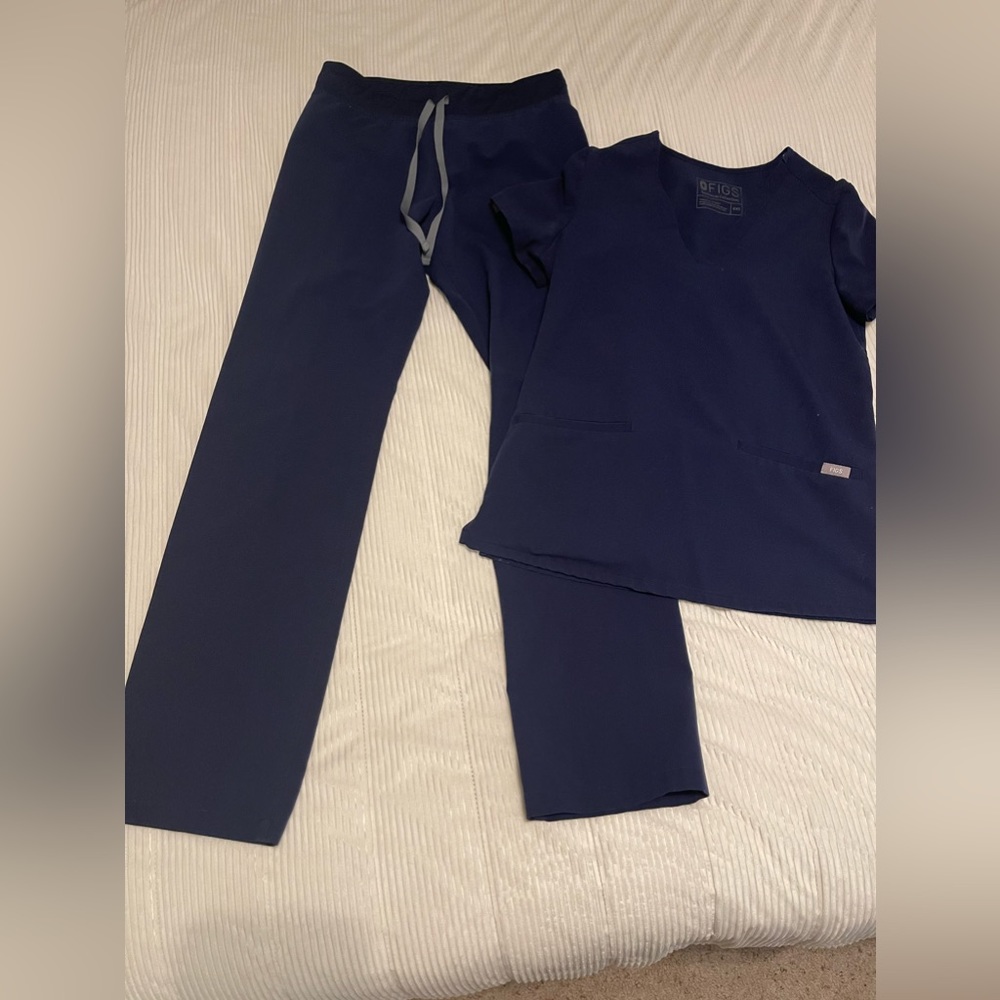 Figs Navy Blue Scrub Set